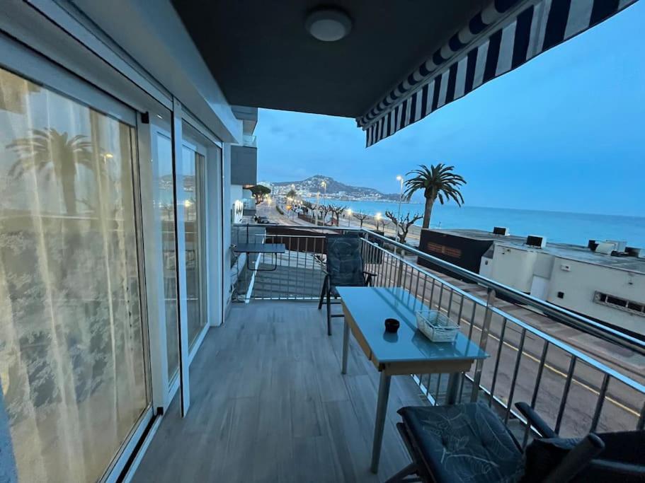 Estudio Con Impresionantes Vistas Al Mar Blanes Εξωτερικό φωτογραφία