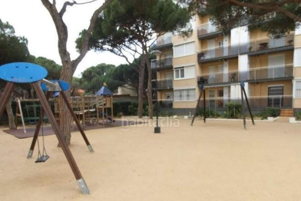 Estudio Con Impresionantes Vistas Al Mar Blanes Εξωτερικό φωτογραφία