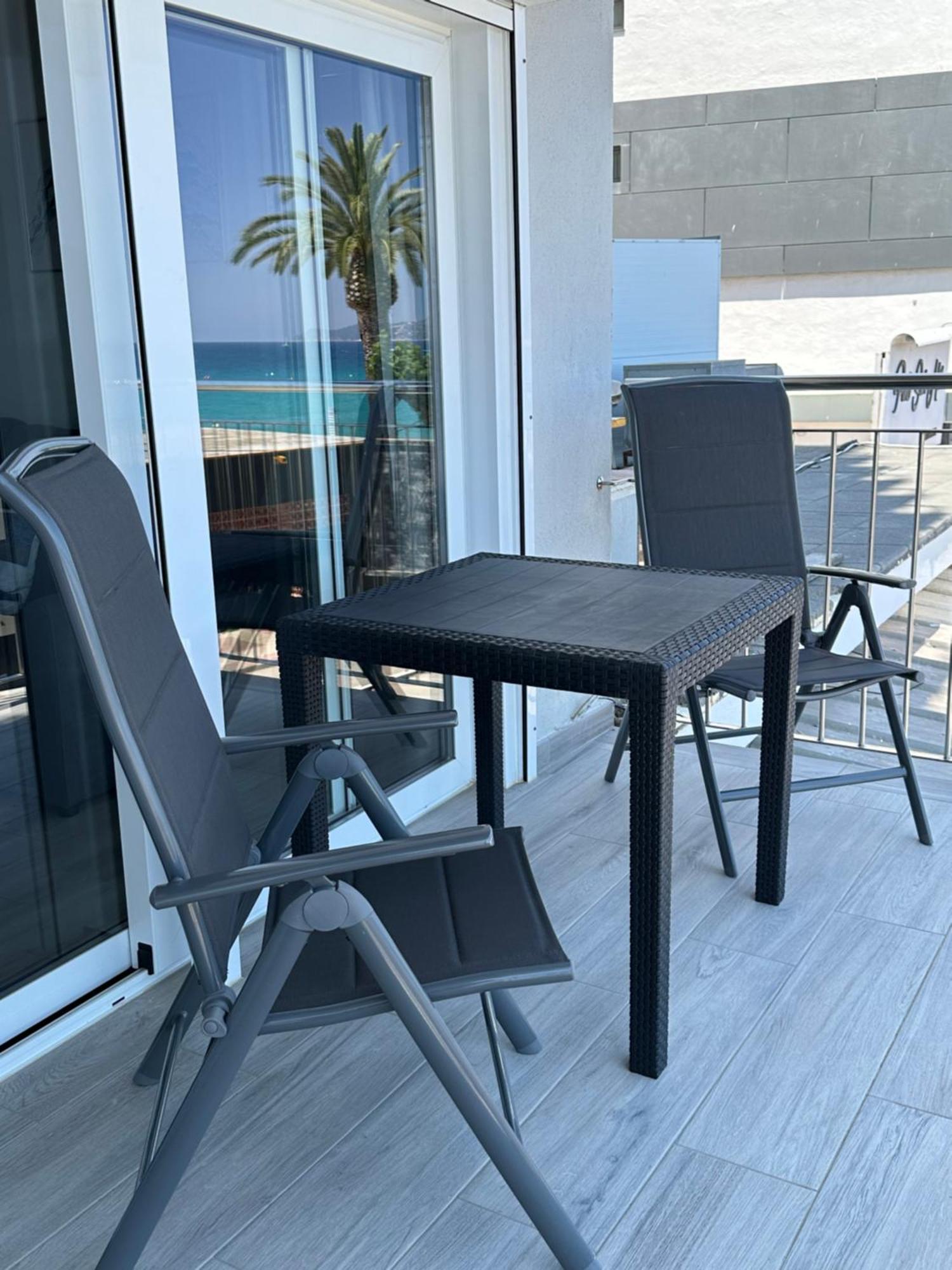 Estudio Con Impresionantes Vistas Al Mar Blanes Εξωτερικό φωτογραφία