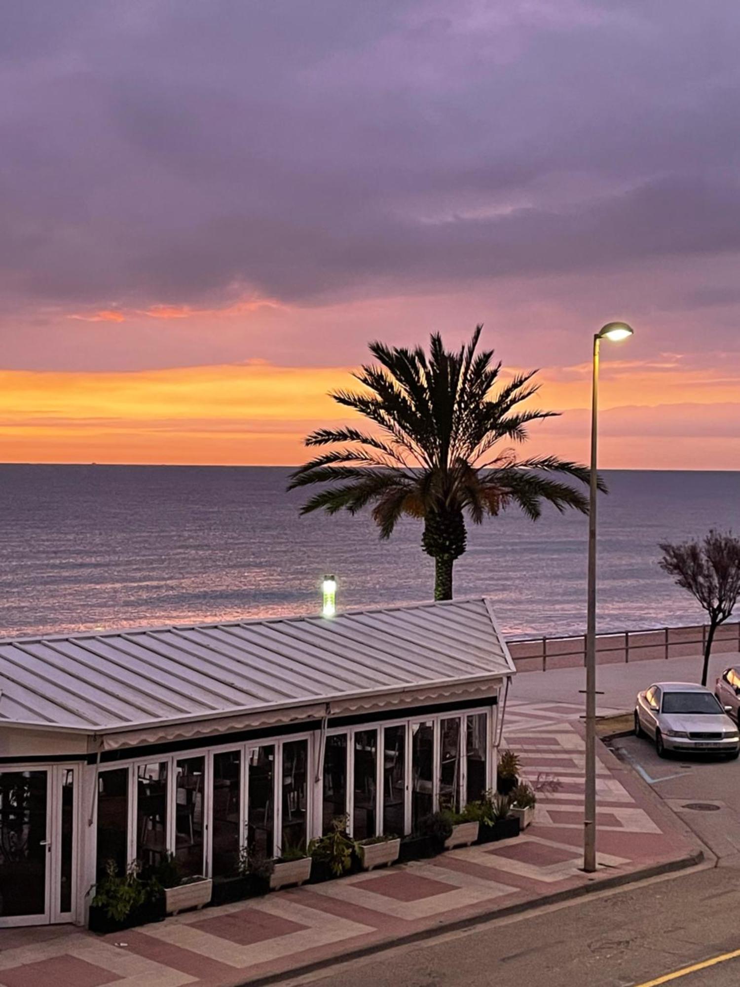Estudio Con Impresionantes Vistas Al Mar Blanes Εξωτερικό φωτογραφία